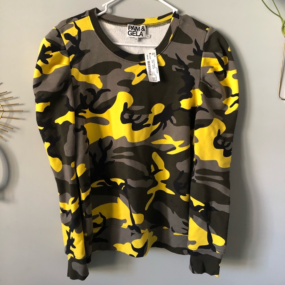 Pam & Gela puff sleeve camo sweatshirt